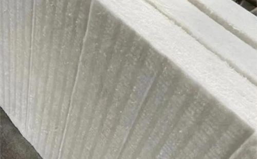 硅酸铝针刺毯切割